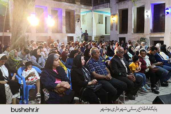 حضور دوستداران شعر و ادب پارسی در عمارت دهدشتی