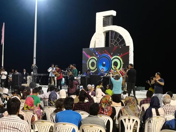 جشن میلاد کریم اهلبیت(ع) در ساحل بوشهر برگزار شد